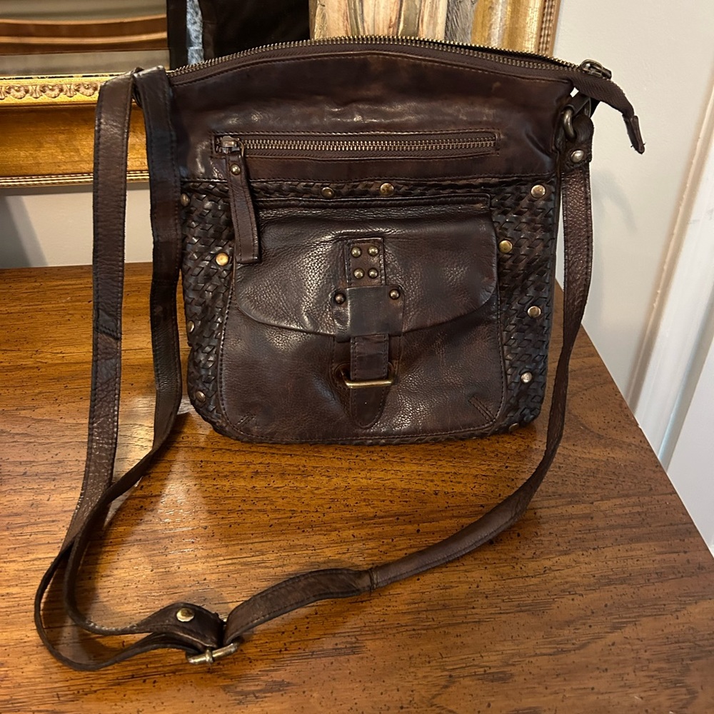 Absolutely beautiful VKK Leather bag